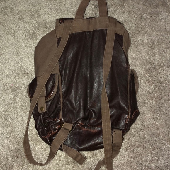 Backpack - Picture 2 of 2